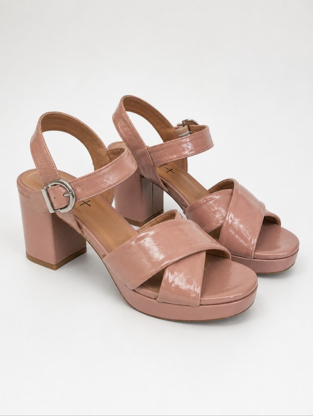 Aquatalia Pink Patent Leather Block Heel Sandals Made in Spain Size 8 NWOB - Picture 3 of 7